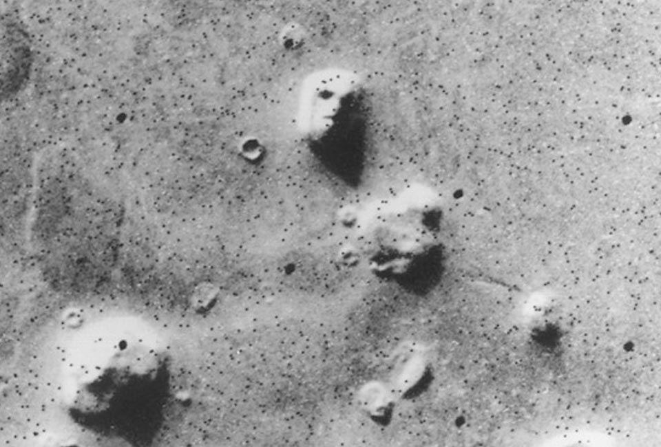 The Face on Mars Reopened